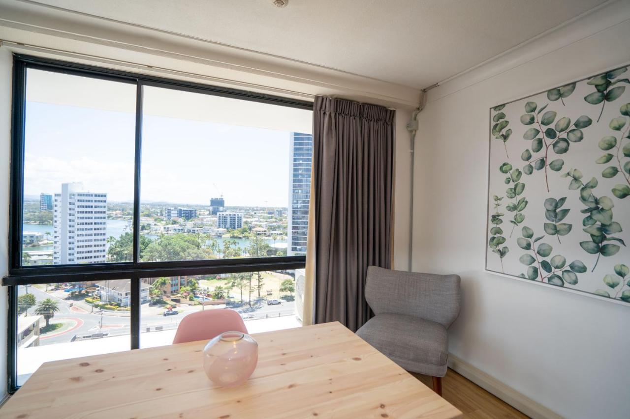 גולד קוסט Large Surfers Paradise Apartment With Fantastic Views מראה חיצוני תמונה